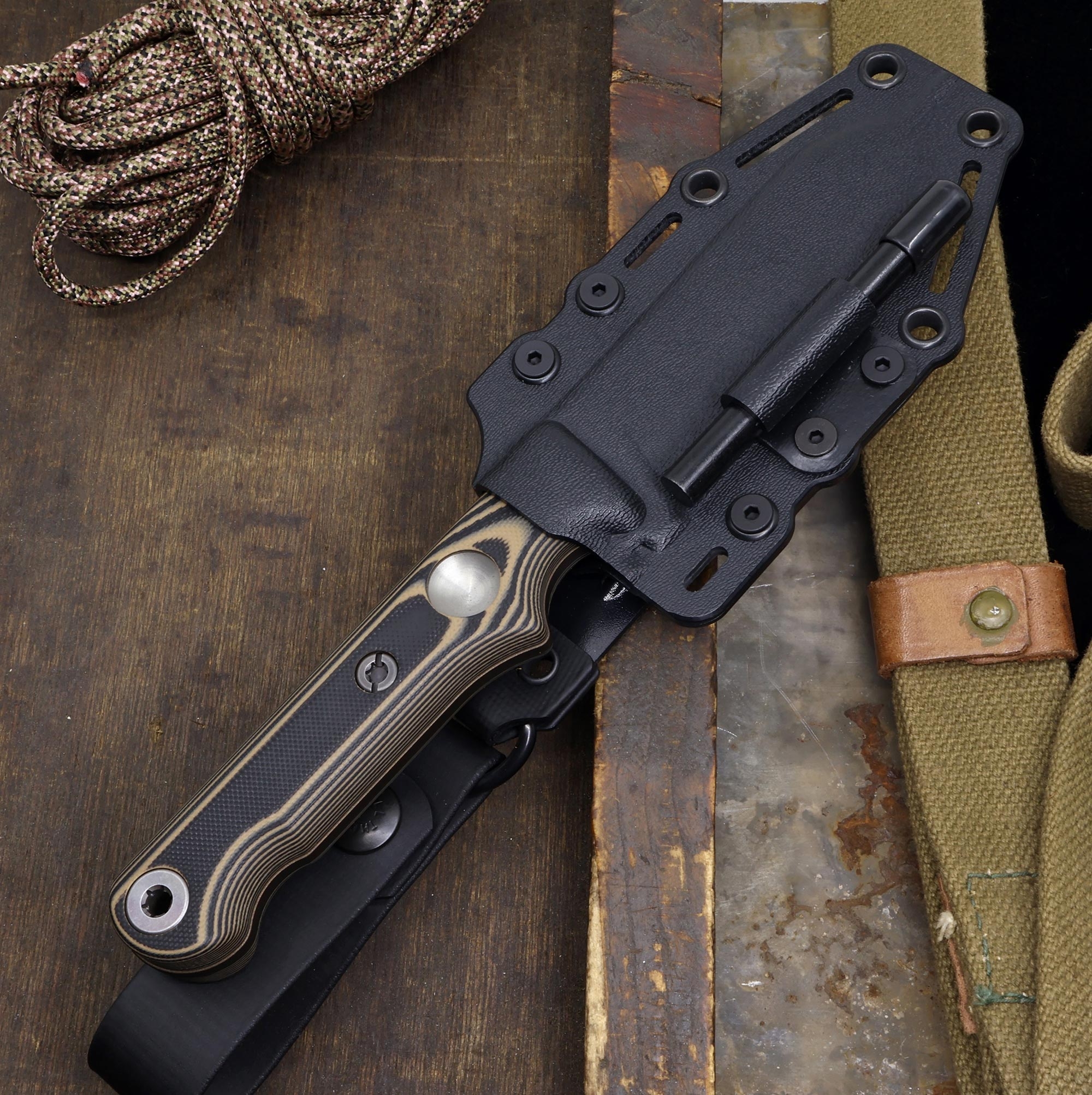 White River FC4, Midnight Bronze, Black/ Tan G10
