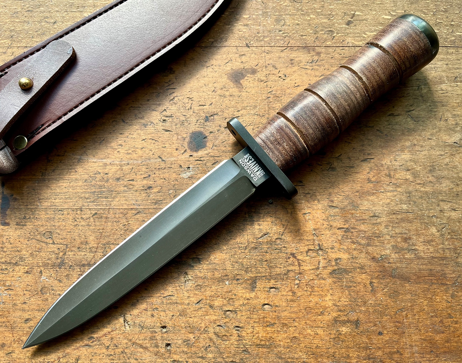 Dawson Woe Dagger, Midnight, Leather, Magnacut