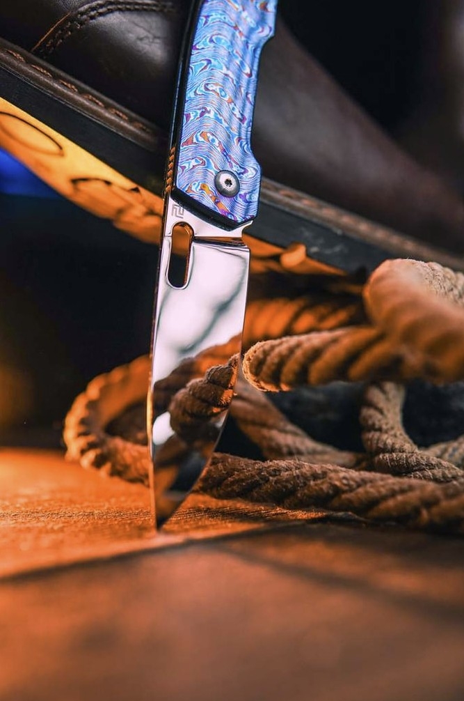 ARTC1874G-TDB Gambit, S90V, Blue Timascus